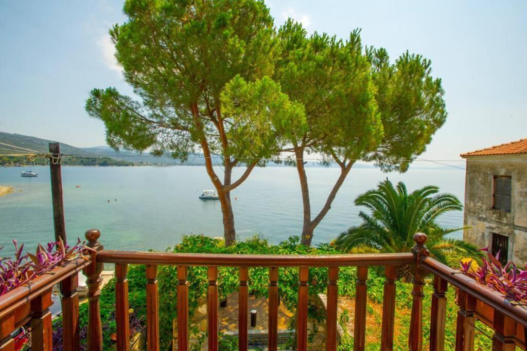 Natali'S Villa By The Sea Káto Gadzéa Kültér fotó