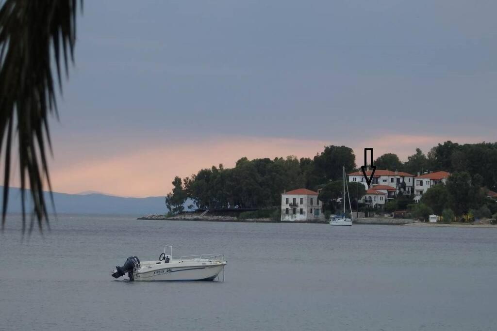 Natali'S Villa By The Sea Káto Gadzéa Kültér fotó